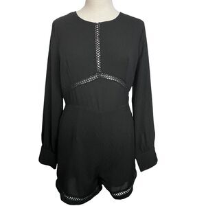 Moon River Black Long Sleeve Crochet Romper Size Large